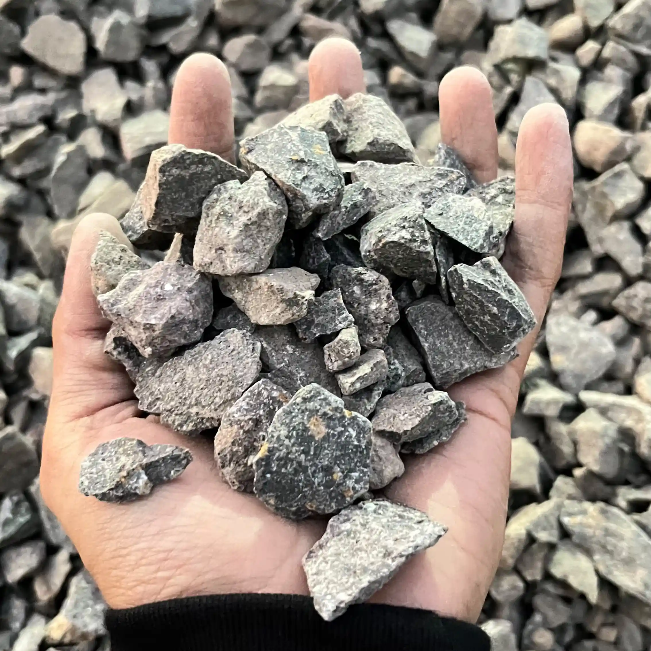 Jual batu split 1-2 cm berkualitas layanan 24 jam jabodetabek elementpasir