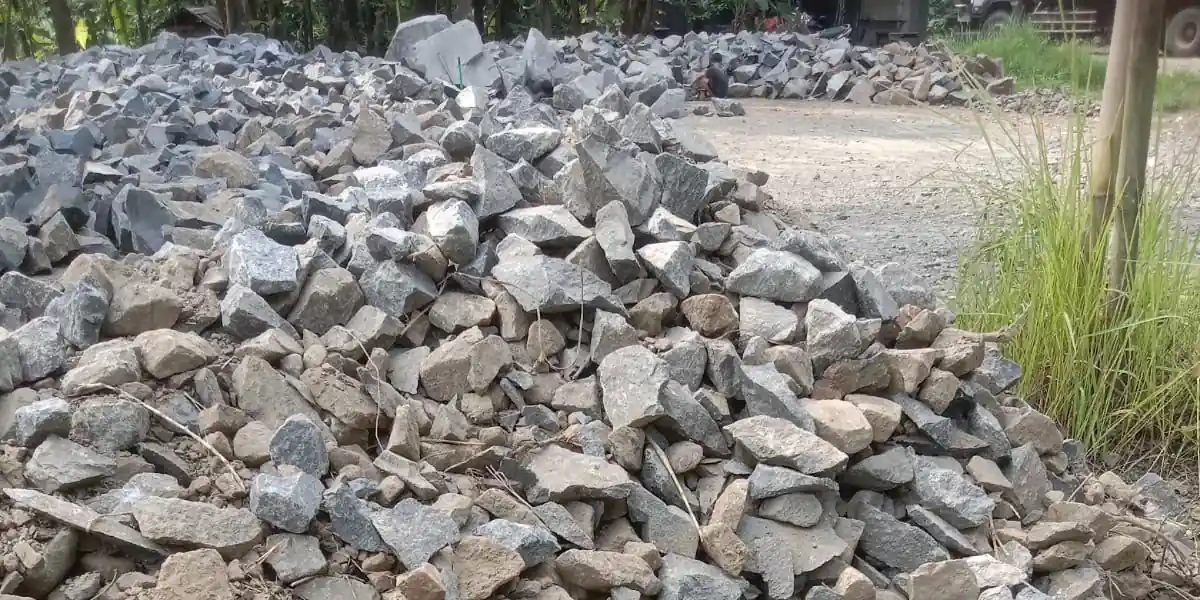 Supplier batu makadam berkualitas di jabodetabek untuk material bahan bangunan