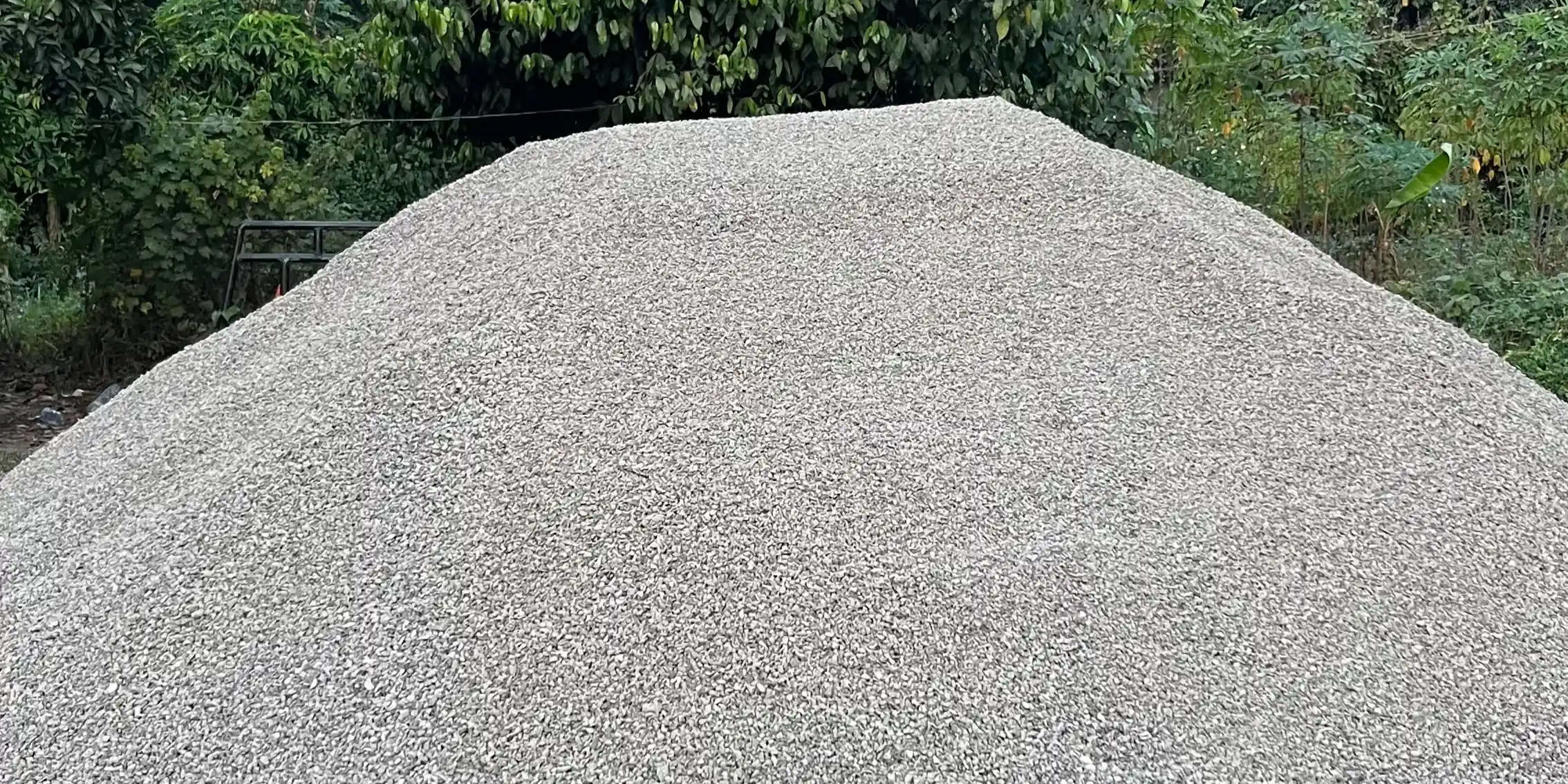 Supplier batu screening berkualitas di jabodetabek untuk material bahan bangunan