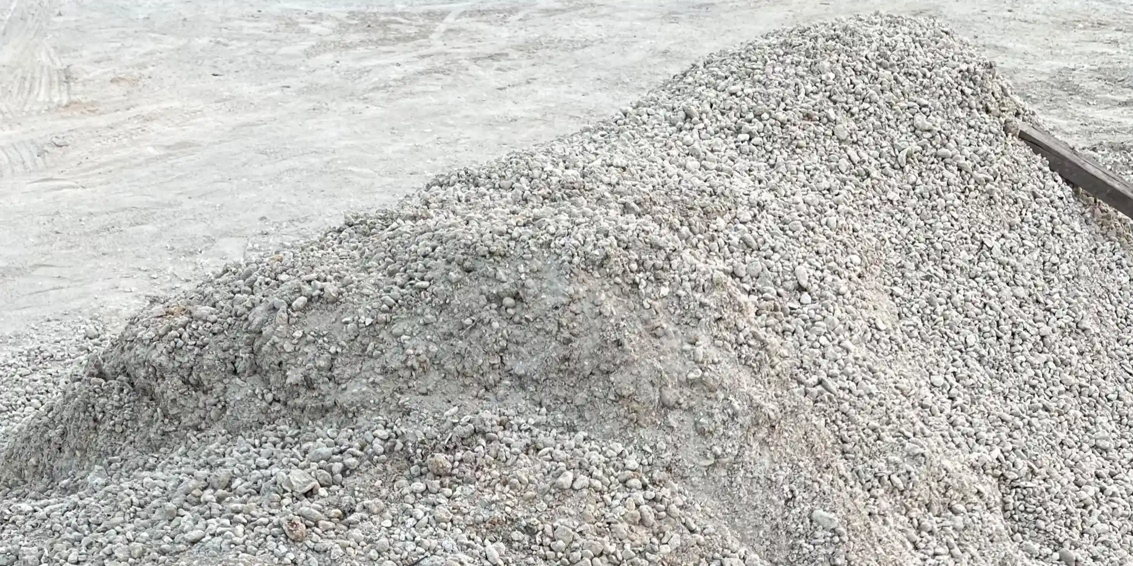 Supplier pasir urug berkualitas di jabodetabek untuk material bahan bangunan